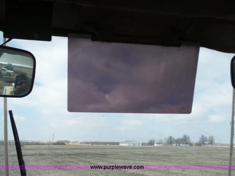 image for item K4258 2000 Komatsu WA250-3MC wheel loader