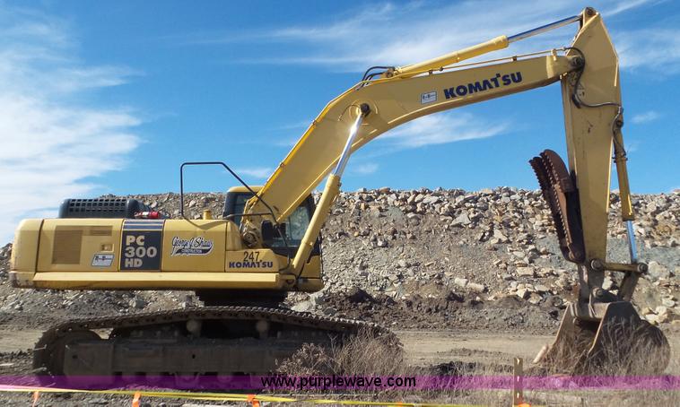 image for item K6952 2004 Komatsu PC300HD-7 excavator