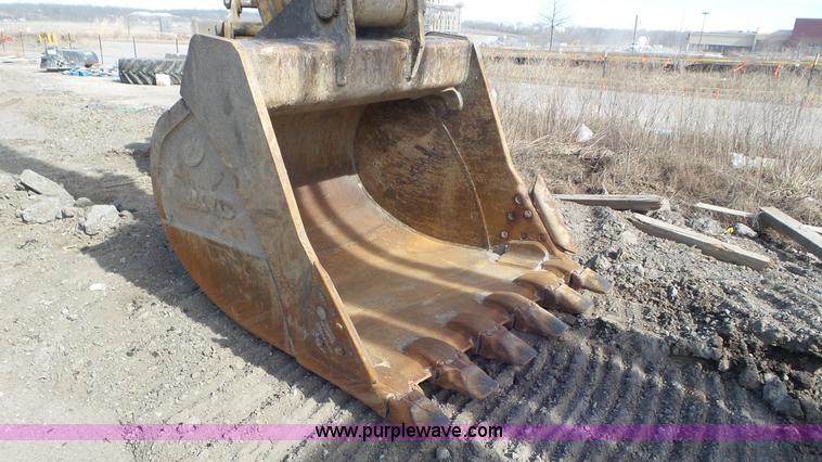 image for item K6952 2004 Komatsu PC300HD-7 excavator