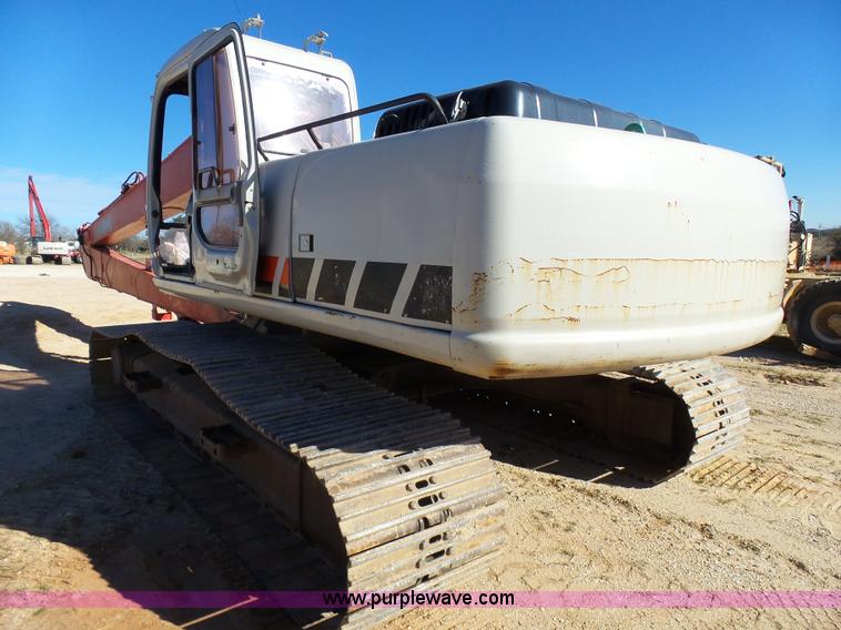 image for item L1514 2006 Link Belt 240L long reach excavator