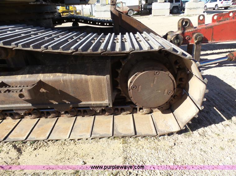 image for item L1514 2006 Link Belt 240L long reach excavator