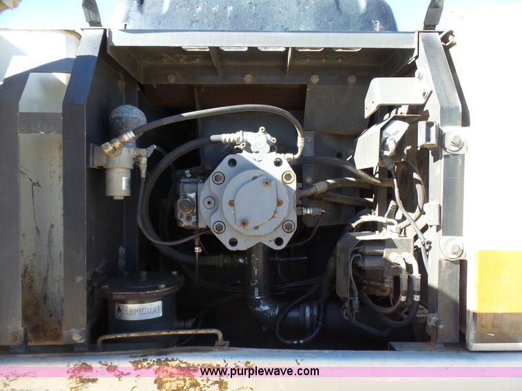 image for item L1514 2006 Link Belt 240L long reach excavator