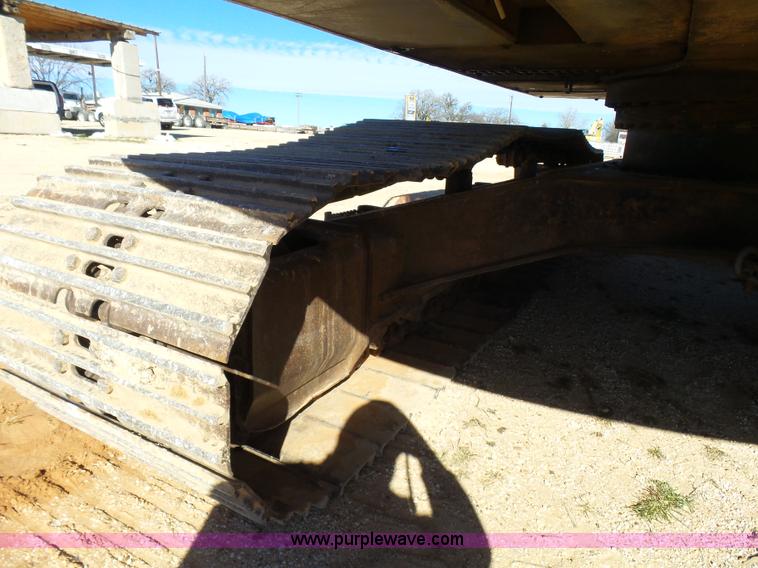 image for item L1514 2006 Link Belt 240L long reach excavator