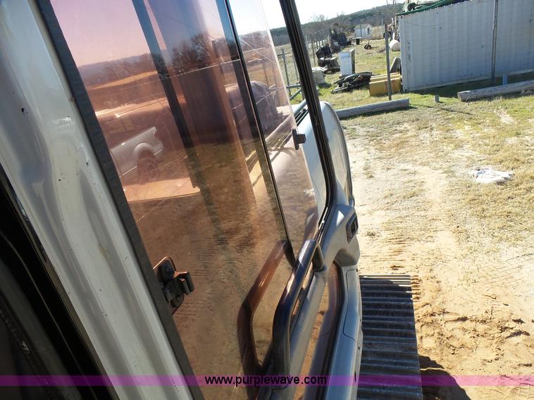 image for item L1514 2006 Link Belt 240L long reach excavator