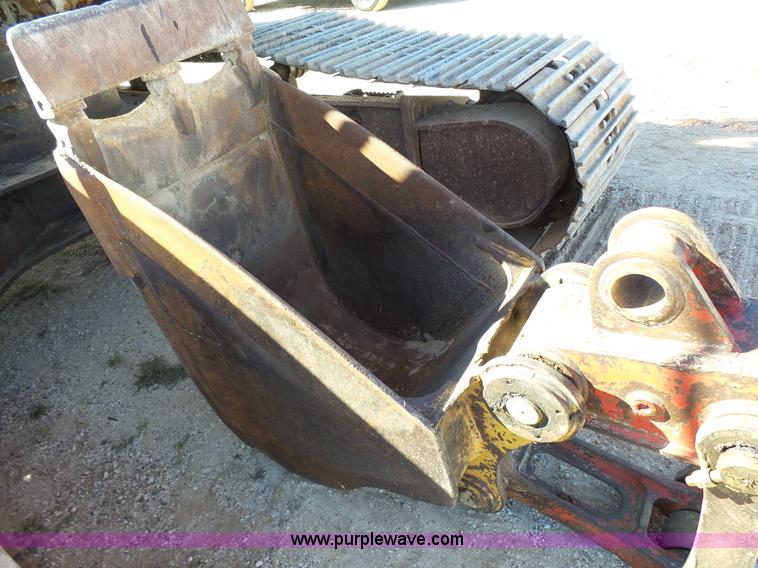 image for item L1514 2006 Link Belt 240L long reach excavator