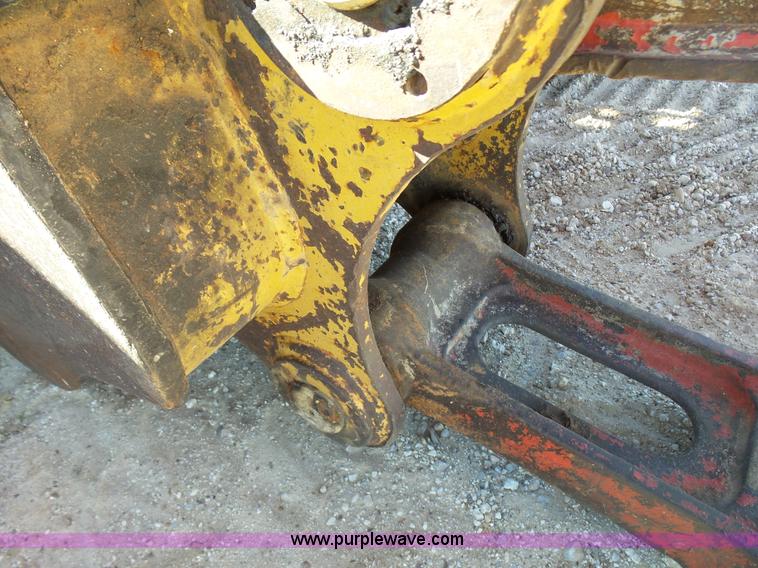 image for item L1514 2006 Link Belt 240L long reach excavator