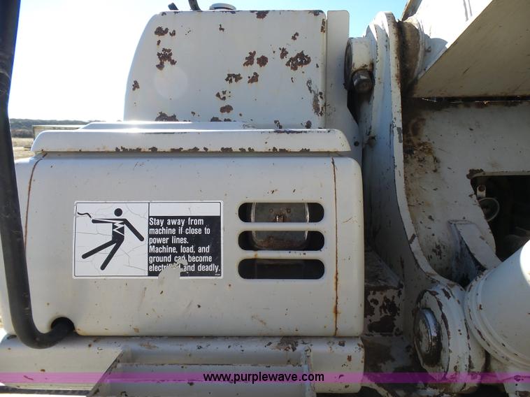 image for item L1514 2006 Link Belt 240L long reach excavator