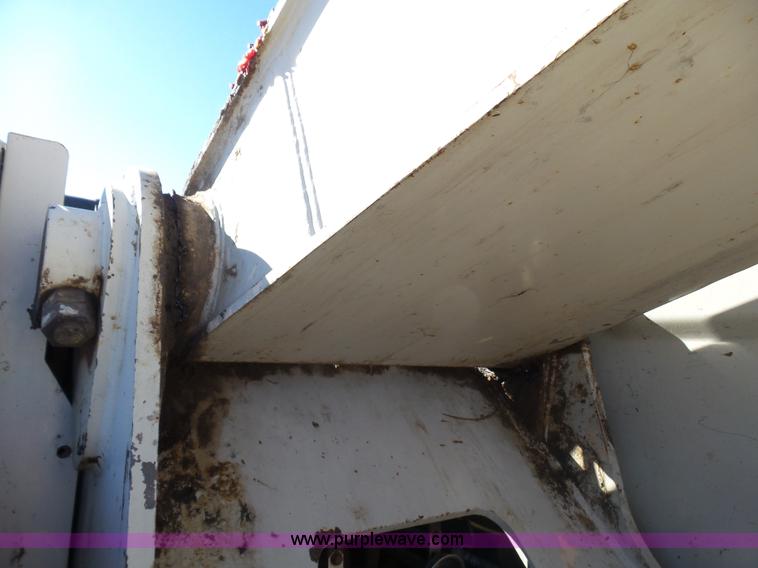 image for item L1514 2006 Link Belt 240L long reach excavator