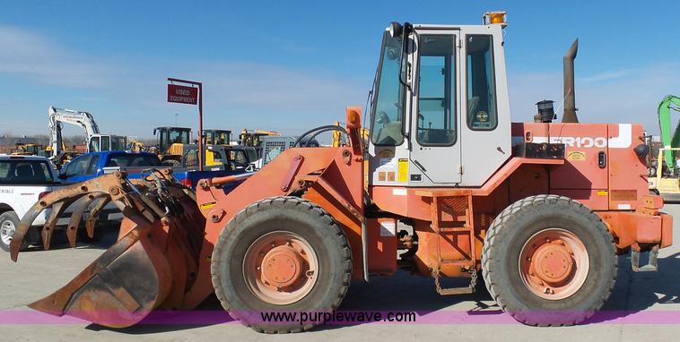 image for item L3012 1996 Fiat-Allis FR100 wheel loader