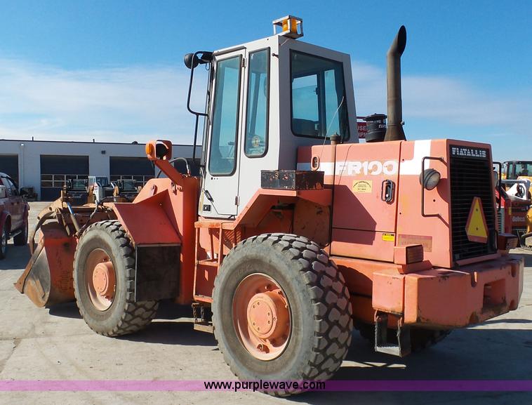 image for item L3012 1996 Fiat-Allis FR100 wheel loader