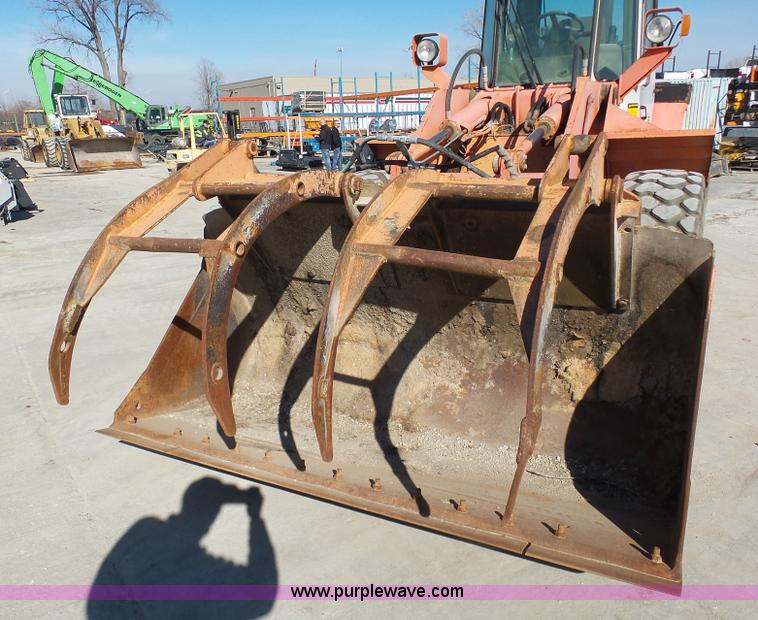 image for item L3012 1996 Fiat-Allis FR100 wheel loader