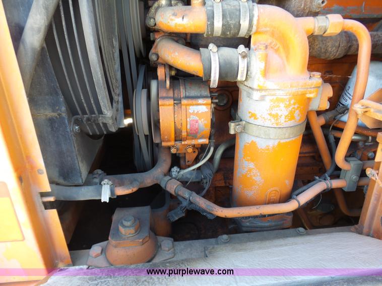 image for item L3012 1996 Fiat-Allis FR100 wheel loader