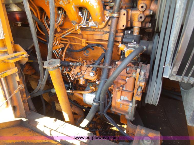 image for item L3012 1996 Fiat-Allis FR100 wheel loader