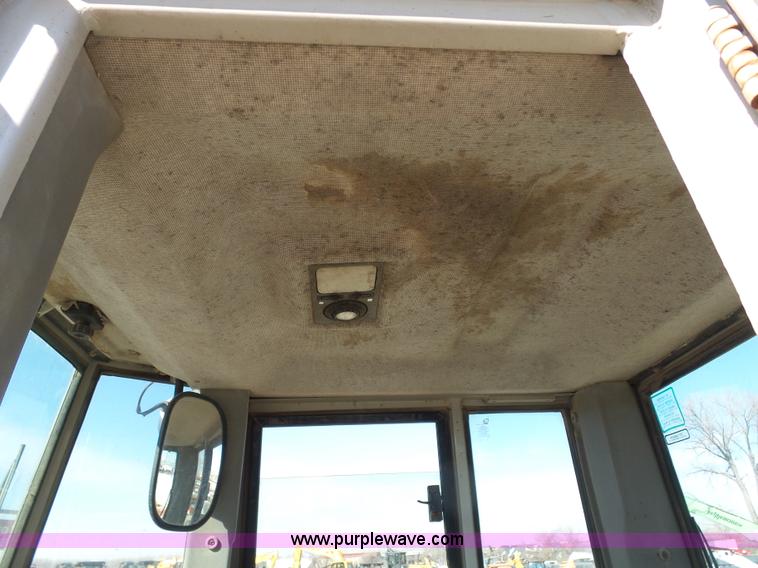 image for item L3012 1996 Fiat-Allis FR100 wheel loader