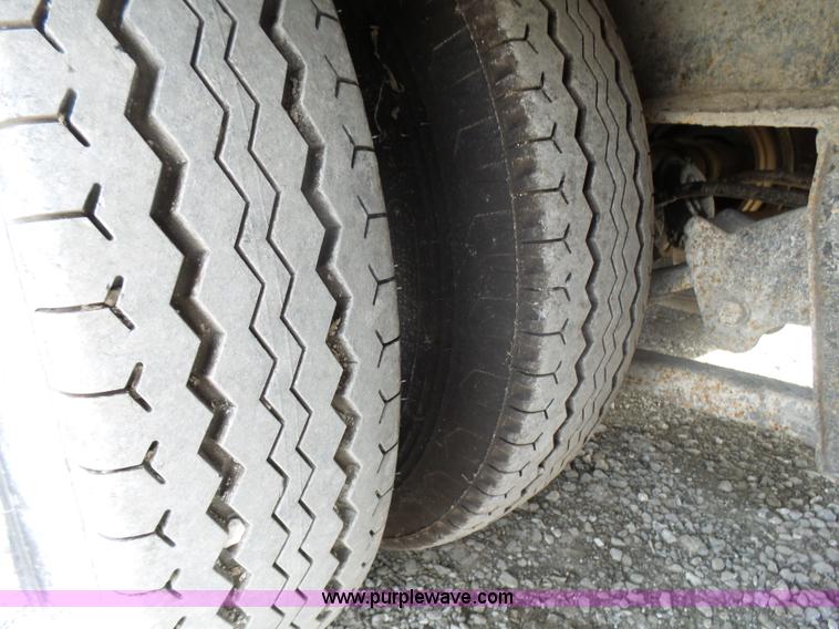 image for item L5405 1988 Muv-All 4860FT drop deck trailer