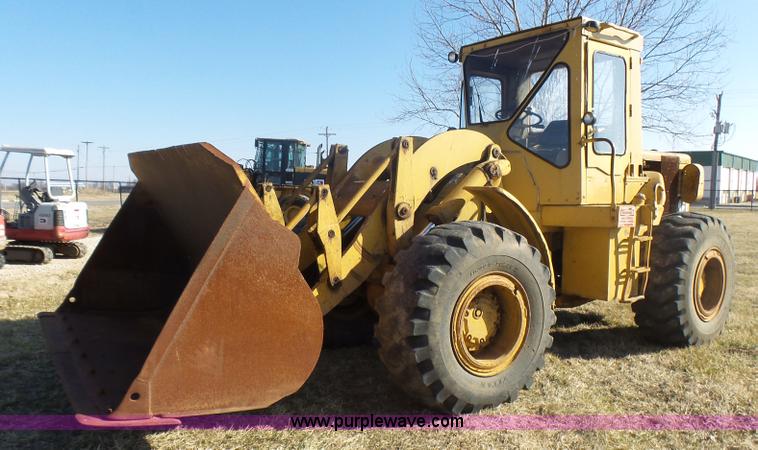 image for item L5412 1969 Caterpillar 950 wheel loader