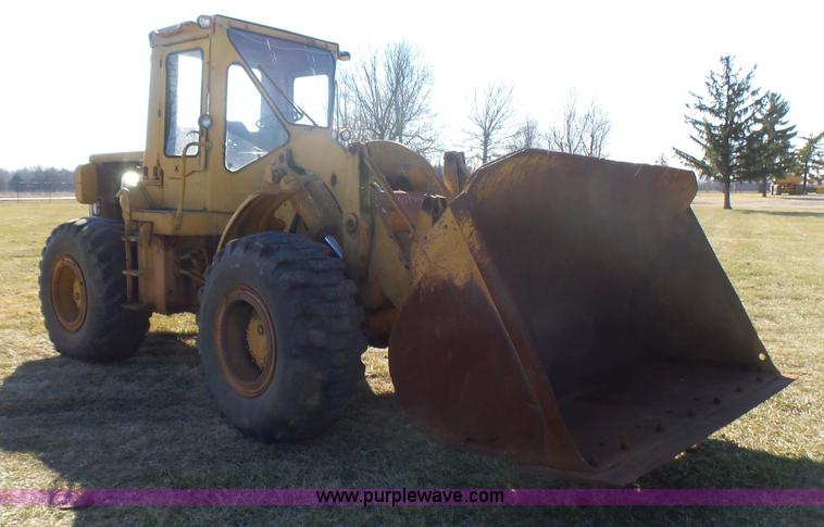 image for item L5412 1969 Caterpillar 950 wheel loader