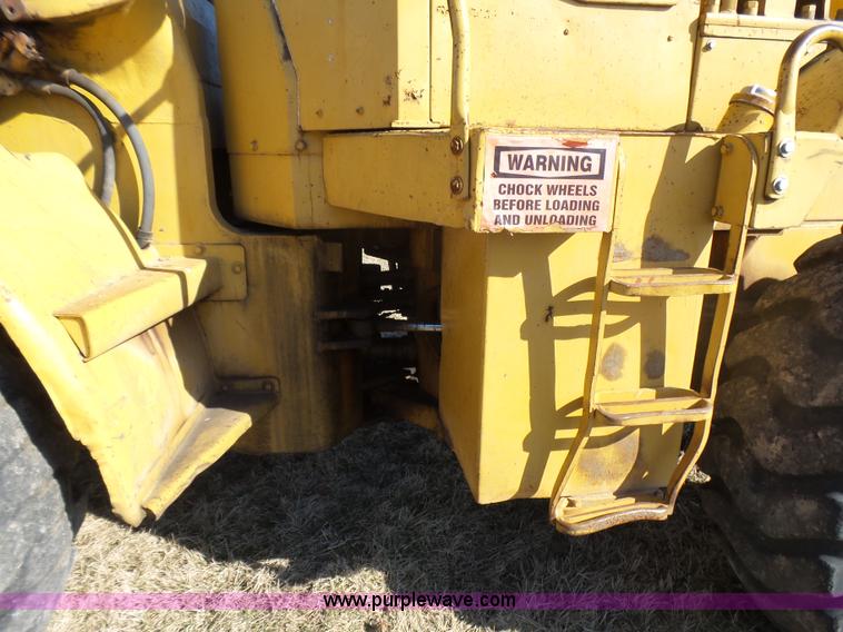 image for item L5412 1969 Caterpillar 950 wheel loader