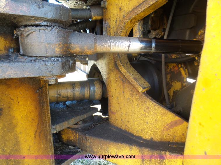 image for item L5412 1969 Caterpillar 950 wheel loader