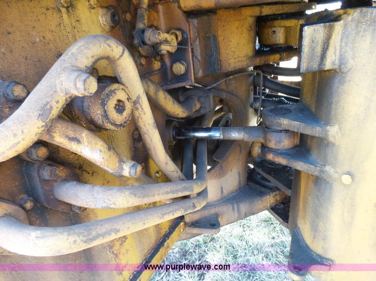 image for item L5412 1969 Caterpillar 950 wheel loader