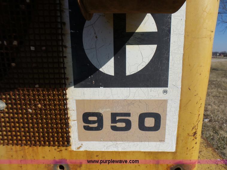 image for item L5412 1969 Caterpillar 950 wheel loader