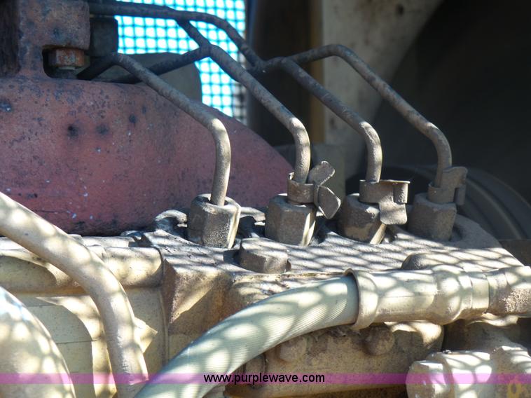 image for item L5412 1969 Caterpillar 950 wheel loader