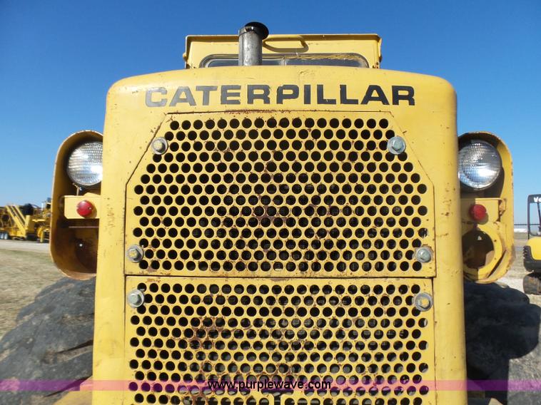 image for item L5412 1969 Caterpillar 950 wheel loader