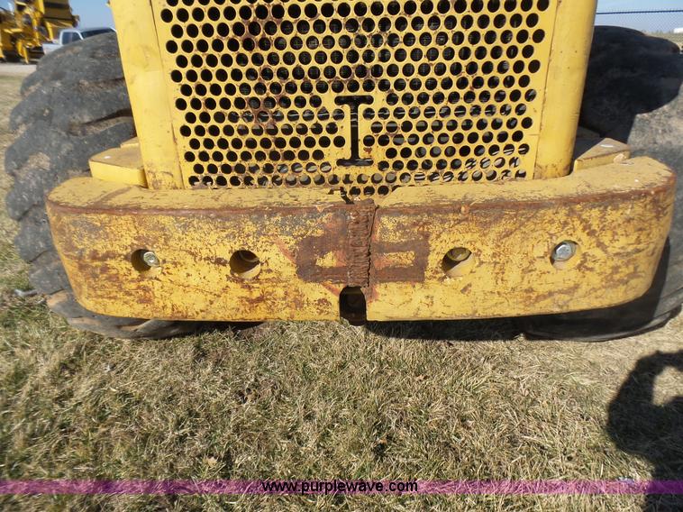 image for item L5412 1969 Caterpillar 950 wheel loader