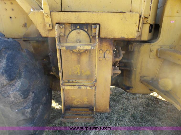 image for item L5412 1969 Caterpillar 950 wheel loader