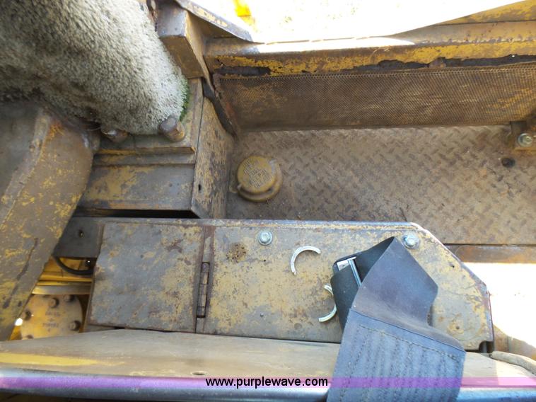 image for item L5412 1969 Caterpillar 950 wheel loader