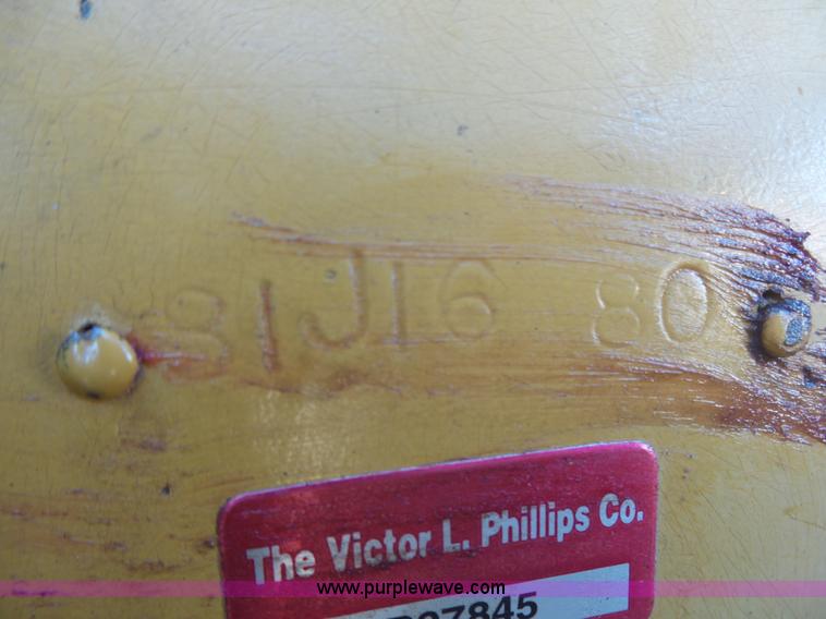 image for item L5412 1969 Caterpillar 950 wheel loader