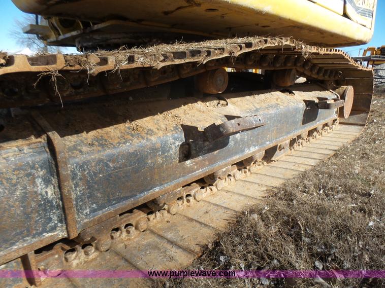 image for item L5413 2002 Kobelco SK210LC excavator