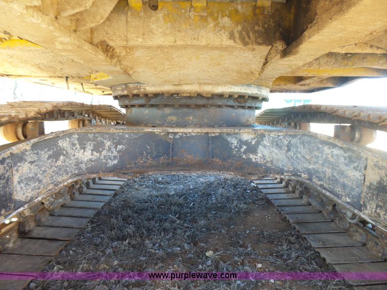 image for item L5413 2002 Kobelco SK210LC excavator