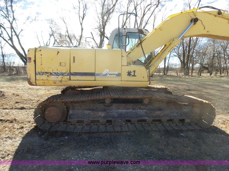 image for item L5413 2002 Kobelco SK210LC excavator
