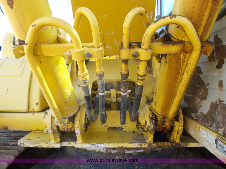 image for item L5413 2002 Kobelco SK210LC excavator