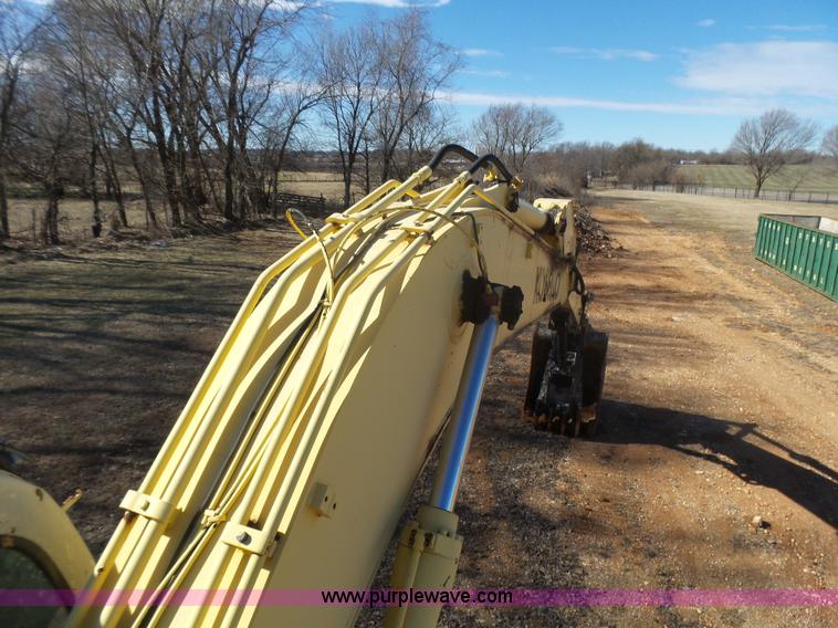 image for item L5413 2002 Kobelco SK210LC excavator