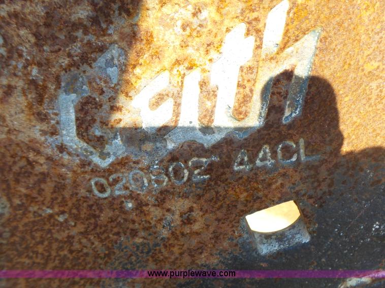 image for item L5413 2002 Kobelco SK210LC excavator