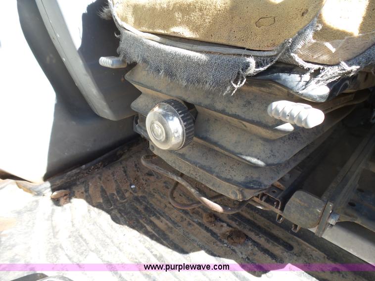 image for item L5413 2002 Kobelco SK210LC excavator