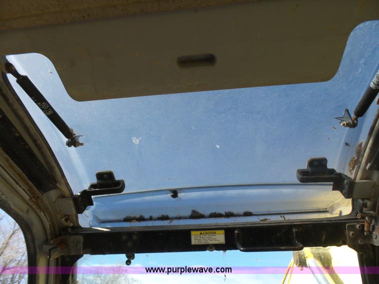 image for item L5413 2002 Kobelco SK210LC excavator