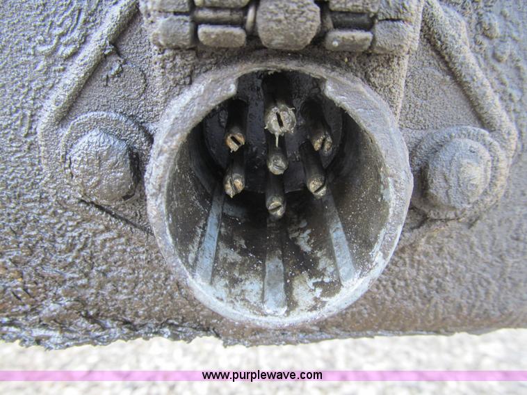 image for item L5525 2004 MAC end dump trailer