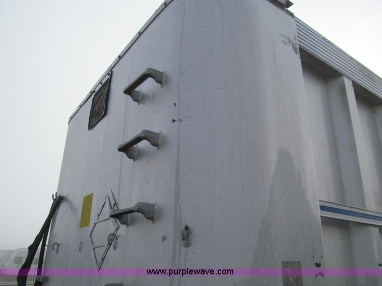 image for item L5525 2004 MAC end dump trailer