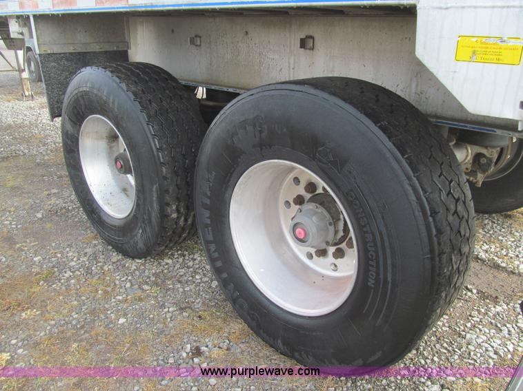 image for item L5525 2004 MAC end dump trailer
