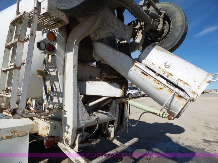 image for item L5547 1997 Mack RD690S mixer truck