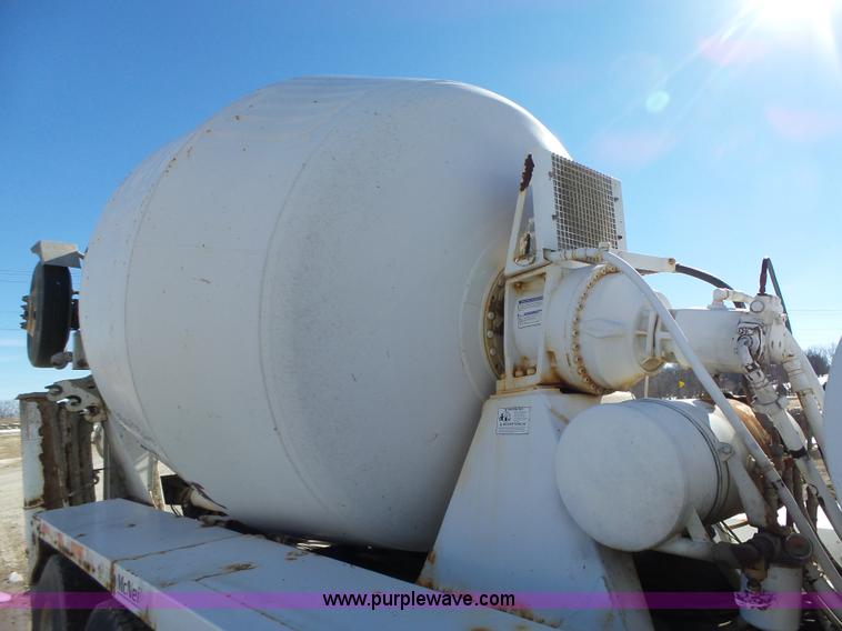 image for item L5547 1997 Mack RD690S mixer truck