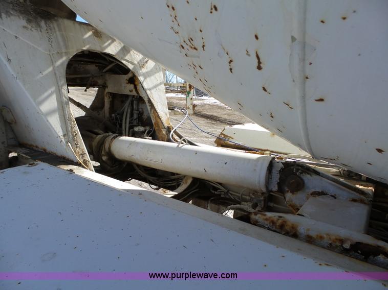 image for item L5547 1997 Mack RD690S mixer truck