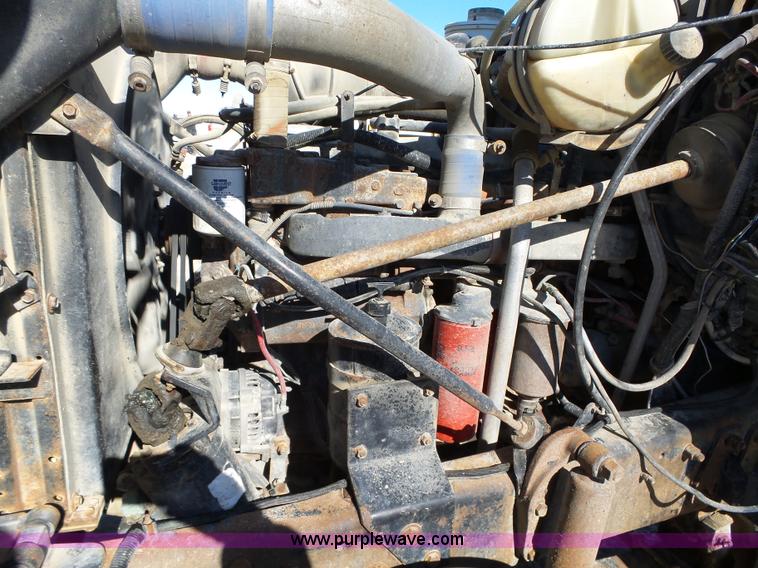 image for item L5547 1997 Mack RD690S mixer truck