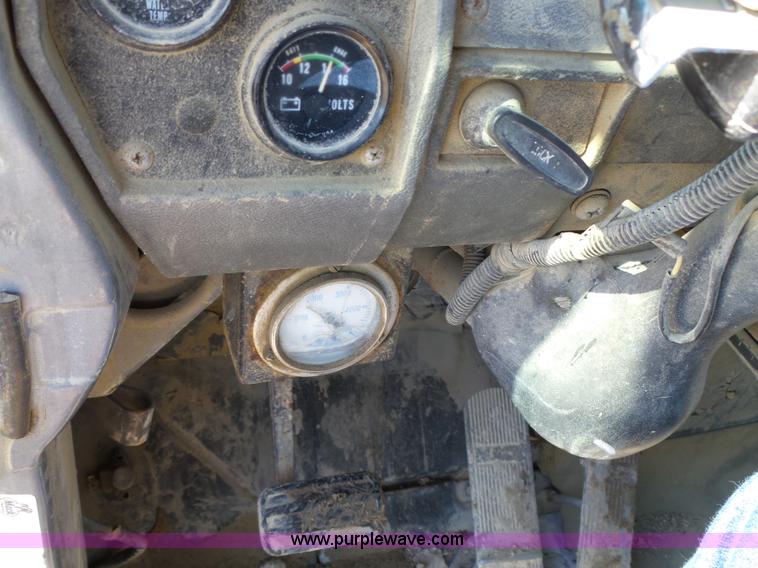 image for item L5547 1997 Mack RD690S mixer truck