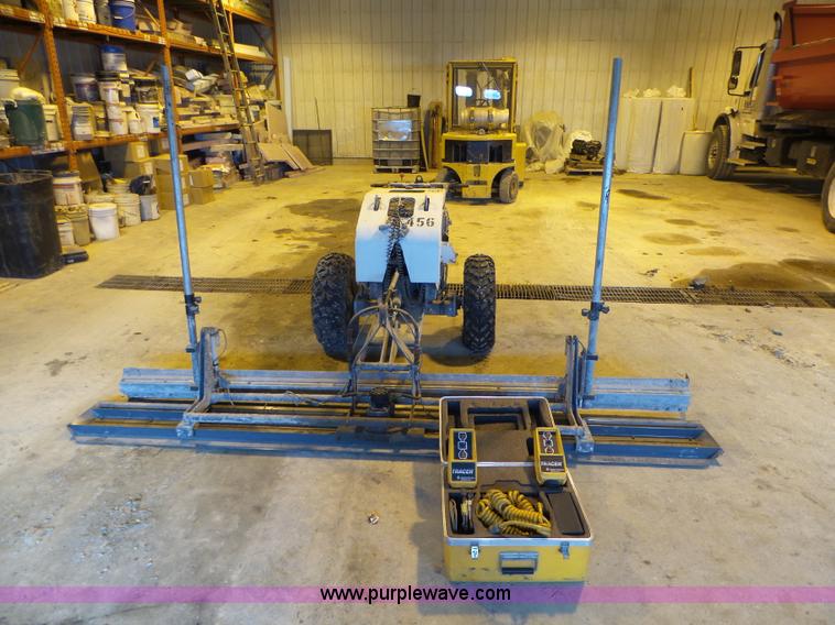 image for item L5557 Somero S9210 Copperhead self-propelled laser screed