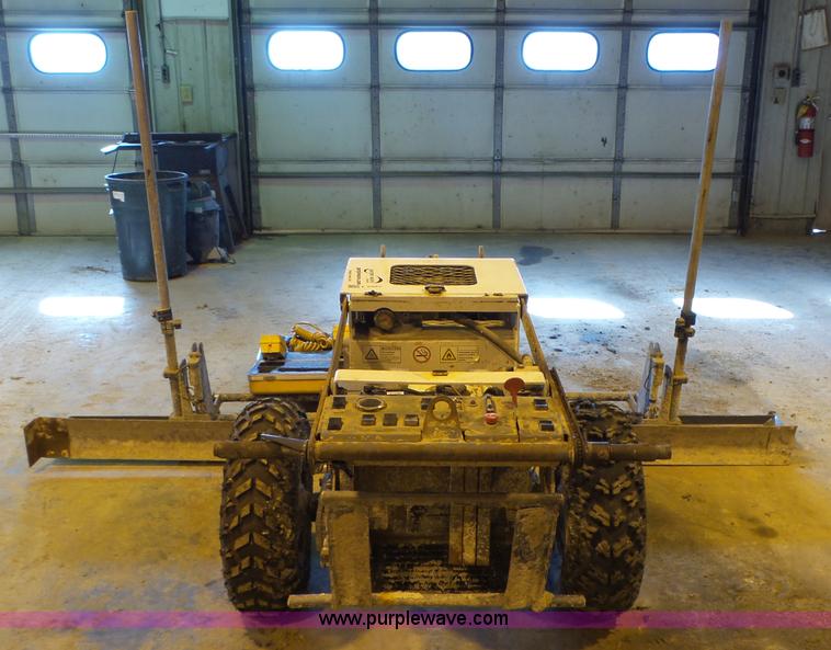 image for item L5557 Somero S9210 Copperhead self-propelled laser screed