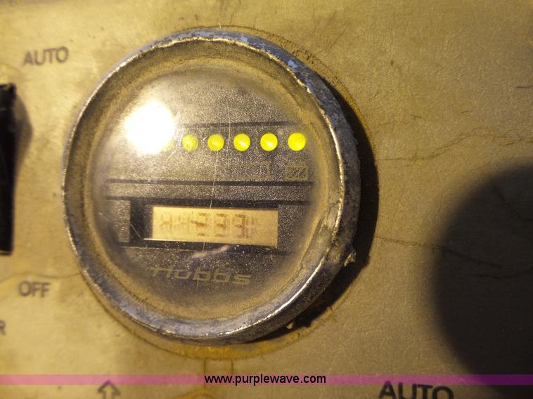 image for item L5557 Somero S9210 Copperhead self-propelled laser screed